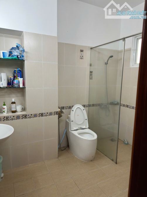 Hiếm ! Bán Nhà Bình Thạnh hẻm xe hơi 1sẹc , (4x15m) , KC 4 Tầng Thoáng Mát , 5 Phòng Ngủ - 4
