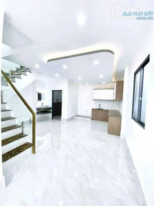 CẦN BÁN GẤP NHÀ 1 TRỆT 1 LẦU GẦN CHỢ BÌNH CHÁNH – GIÁ CHỈ 1 TỶ 260 TRIỆU - 4