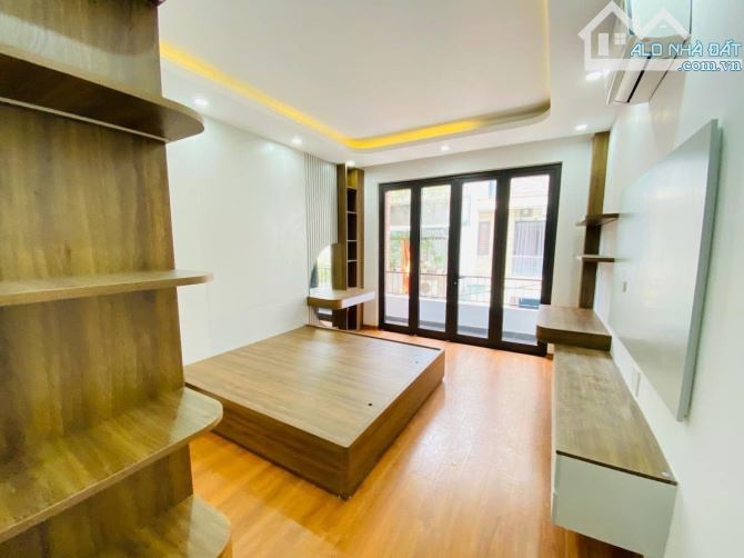 Bán nhà Trần Khát Chân - Lò Đúc 2 mặt thoáng trương sau 6 tầng thang máy - 4