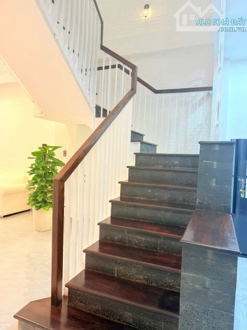 Cần bán nhà khu vực hòa xuân đường rộng thoáng giao thông thuận tiện - 4