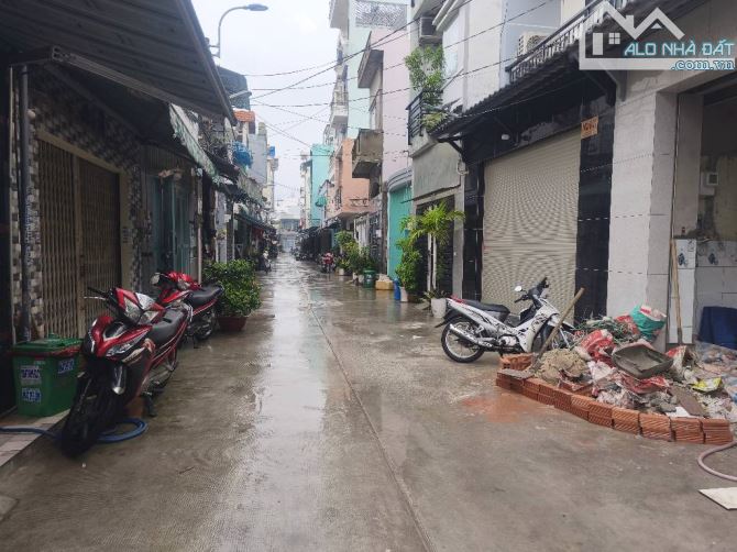 2 TẦNG - 2 MẶT HẺM XE HƠI- BÌNH TRỊ ĐÔNG- BÌNH TRỊ ĐÔNG A- BÌNH TÂN DT: 4*11.7M- 3 TỶ 950 - 4