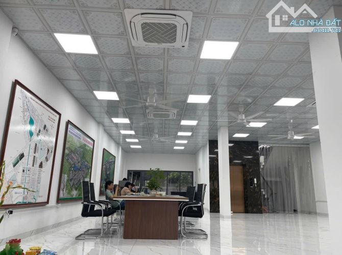 Cho thuê tòa nhà VP 7 tầng thang máy 300m/1 tầng trục chính kinh doanh  tại KĐT Thanh Hà - 4