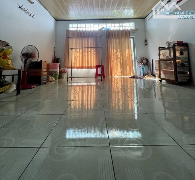 Bán nhà 2 tầng 41m² (4x10), Hẻm xe hơi Lê Văn Quới, gần Ngã Tư Bốn Xã, chỉ hơn 4 tỷ - 4