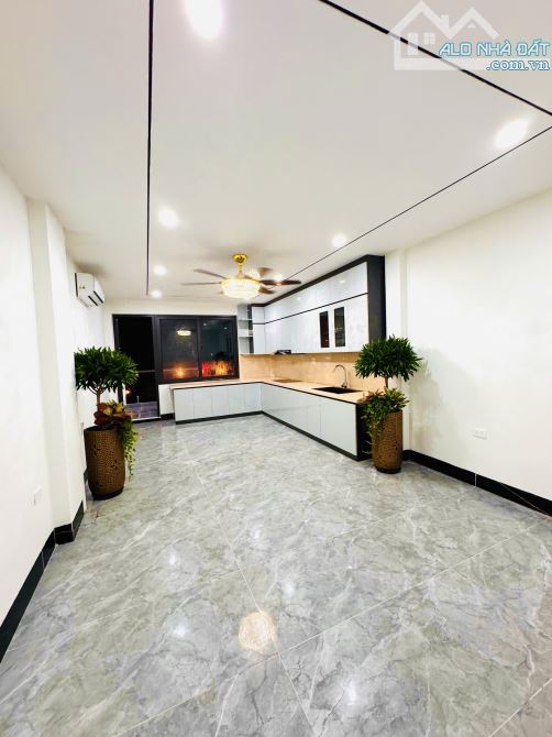 Bán nhà KD dòng tiền ô tô 16 đỗ Ngõ Trạm, Long Biên HN DT: 60m2 x 7 tầng, thang máy 630kg. - 4