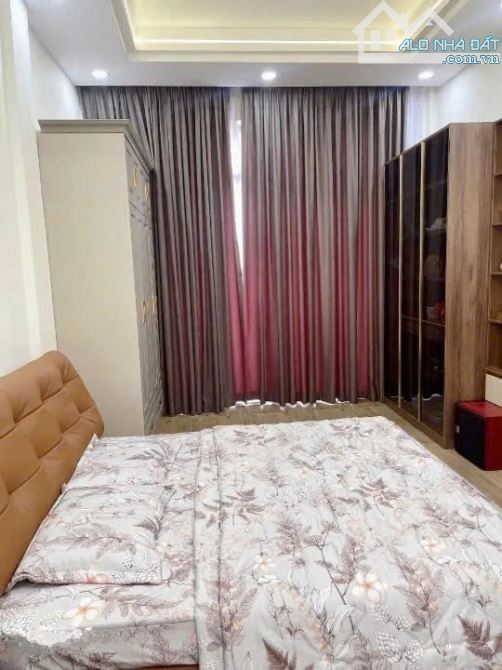 BÁN NHÀ MẶT TIỀN HUYỀN QUANG,3 TẦNG, 60M2, GIÁ 18,45 TỶ - 4