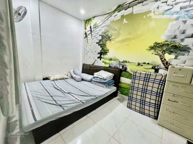 Mặt tiền kinh doanh khu Vip K300 - Thép Mới - P 12 - Tân Bình. DT 48 m2 - 3 lầu. 9,5 Tỷ. - 4
