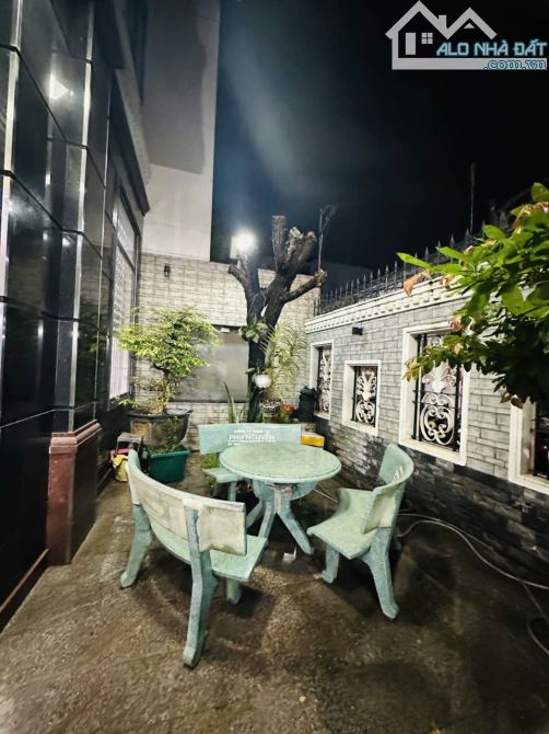Biệt thự đẳng cấp 5sao mặt tiền Đ số 10 Lê Văn Quới 168m2,4Tầng thang máy Nhỉnh 18tỷ - 4