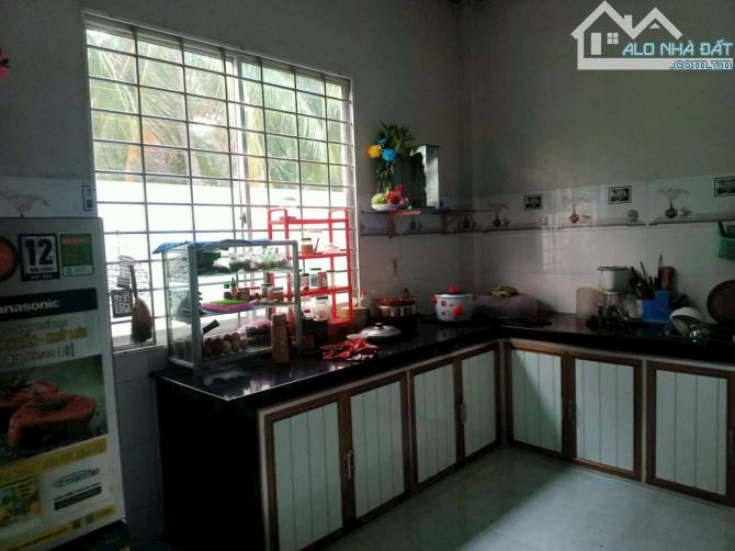 Chủ cần bán gấp căn nh à Full Thổ  cư  1 Trệt 1 lầu  Nhị Quý  Tiền Giang - 4
