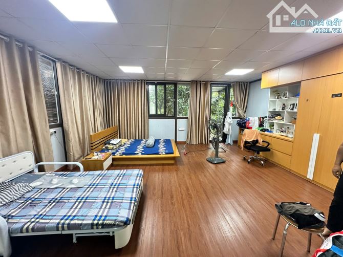 BÁN NHÀ PHÂN LÔ KHU VIP AN DƯƠNG VƯƠNG – DIỆN TÍCH 65M 4TẦNG THANG MÁY GIÁ 32 TỶ. - 4