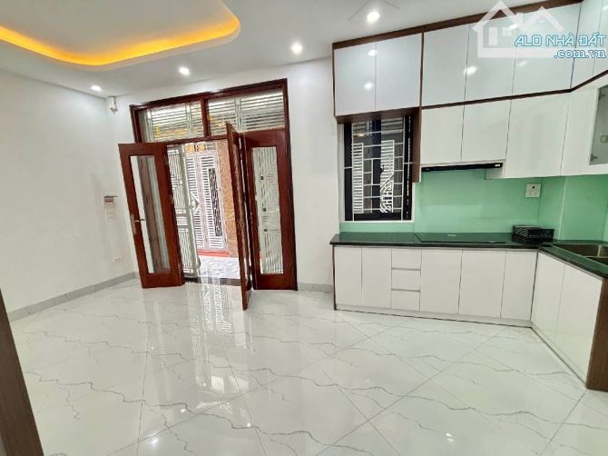 Bán nhà 7 tỷ- TRUNG TÂM BƯU ĐIỆN - SỞ TƯ PHÁP HÀ NỘI- 6 m MẶT TIỀN - sổ đỏ-Chính chủ thi - 4