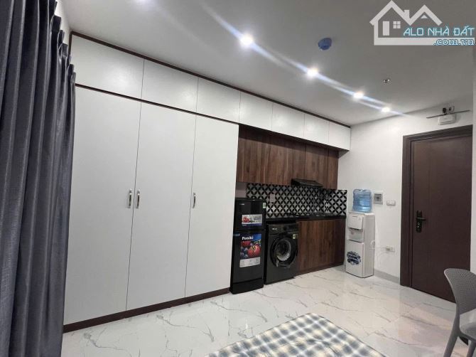 Bán Nhà Dòng Tiền CCMN Xây Mới Ngõ 79 Cầu Giấy 6 Tầng 14 Phòng Khép Kín Lô Góc - 4