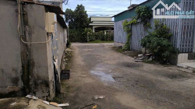 Xã Hóc Môn bán đất 154m2 full tc sẵn nhà C4 2PN HXH gần Dương Công Khi giá 4,3tỷ - 4