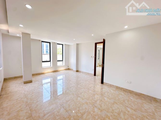 Cho thuê tòa Văn phòng phố Mai Dịch, Cầu Giấy. 70m, 7T thang máy. Oto dừng đỗ - 4