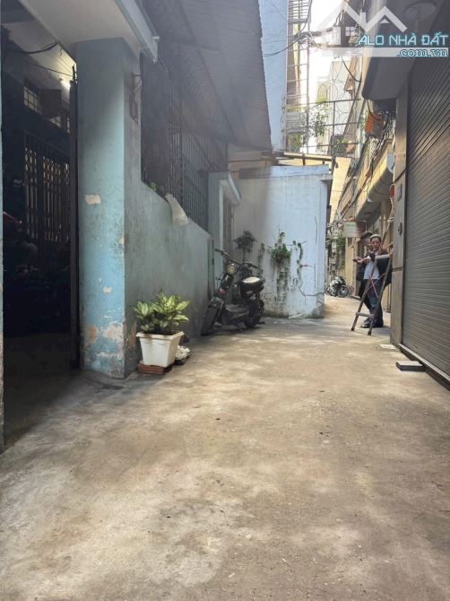 bán nhà Ngõ 73 Hoàng Ngân,Thanh Xuân DT 94m, 4 Tầng, MT 8.5m 🧧Gia 17.5 tỷ - 4