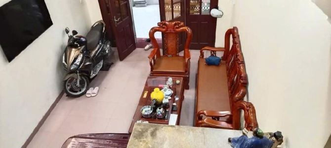 Bán nhà phân lô Nguyễn An Ninh, vừa ở vừa kinh doanh, ô tô đỗ cửa, lô góc, 40m, dân đông - 4