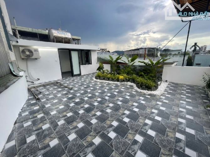 🏠🏠🏠NHÀ 3 TẦNG MỚI ĐẸP -  SÂN THƯỢNG CHILL CHILL RỘNG RÃI THA HỒ LÀM PARTY - 4