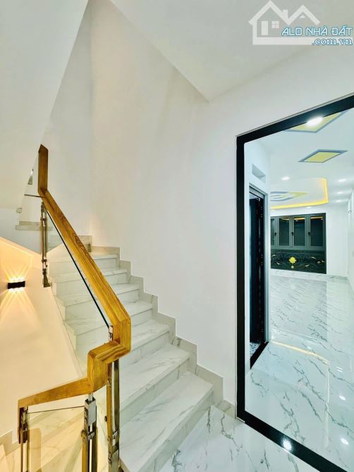 NHÀ XÂY MỚI, 4 TẦNG 40.7M2, 30M RA MẶT TIỀN VŨ TÙNG. - 4