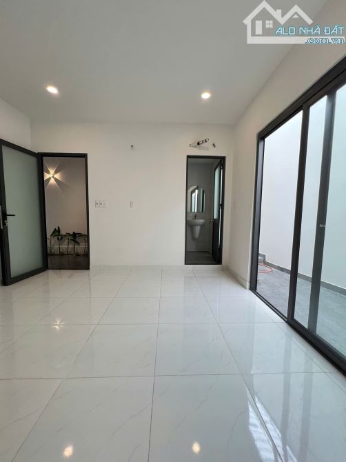Gấp kẹt tiền giảm 201tr chỉ còn 3 tỷ hơn nhà ĐÔNG THẠNH DT 5,6x20HÓC MÔN Đt - 4