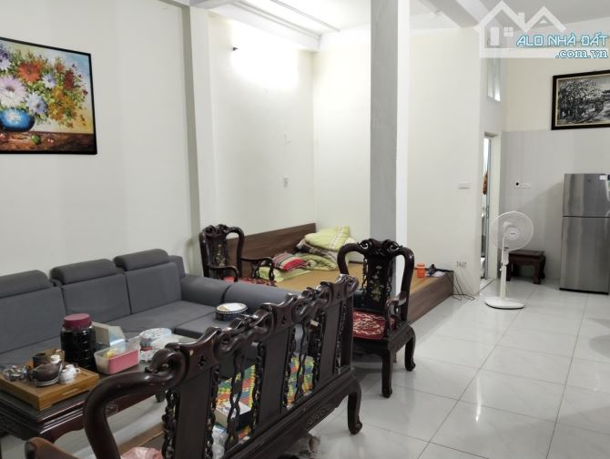 MẶT NGÕ TRẠI CÁ , 47M² , MẶT TIỀN 6M , NGÕ THÔNG RỘNG 3M , KINH DOANH , GIÁ ĐẦU TƯ, 9 TỶ - 4