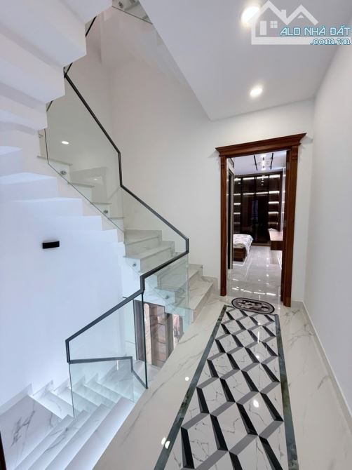 Bán nhà Phan Huy Ích, phường 14, Gò Vấp, không lộ giới, 51m2, 5 tầng, hẻm 8m, giá 8.6 tỷ - 4