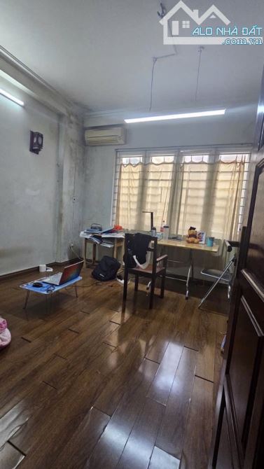 Biệt Thự Yên Lãng- Diện tích 38m2- 5 tầng 6 ngủ- 50m ra măt phố- Giá 12 tỷ có TL - 4