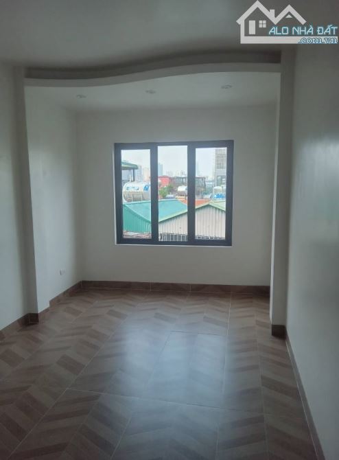 NHÀ MỚI PHỐ YÊN XÁ_PHÂN LÔ_OTO TRÁNH-VÀO NHÀ_2 MẶT NGÕ_KINH DOANH_7T THANG MÁY_35M2_9 TỶ - 4