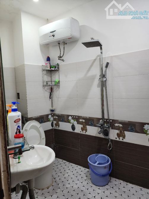 🎉🎉BÁN NHÀ 2 TẦNG CÒN MỚI KIỆT 3, TRƯỚC NHÀ 4M NGUYỄN PHƯỚC NGUYÊN. - 4