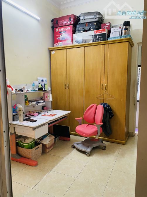 BÁN NHÀ 30m2, 4 tầng phố Nguyễn Lương Bằng - Ngõ rộng, cách MP 50m - 5