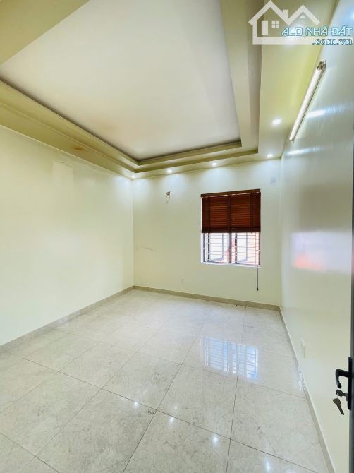 Bán Nhà Lạch Tray , Đằng Giang , Ngô Quyền . 6,6 tỷ , 4 tầng , 68 m. - 5