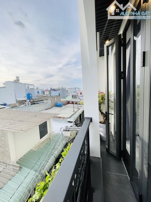 BÁN NHÀ 3 TẦNG - 4.4x10M - FULL NỘI THẤT - CHỢ THẠNH ĐÀ GÒ VẤP, NHỈNH 5 TỶ - 5
