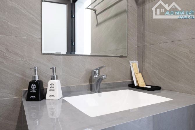 Bán Khách sạn 8 Tầng 80m² Thang Máy, khu phân lô Doãn Kế Thiện, Cầu Giấy - Chỉ 42.5 Tỷ - 5