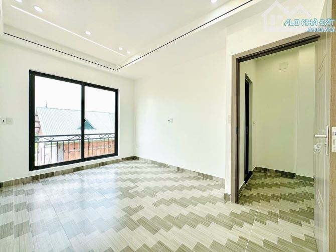 Vạn Mỹ Phương Lưu - 3 Tỷ 390 - 4 Tầng Vị trí đẹp - 5