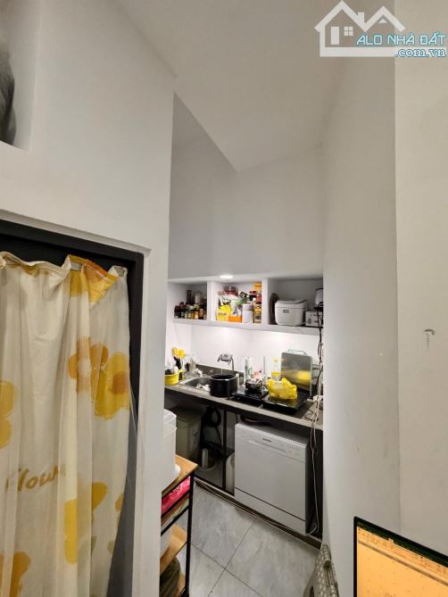 CHDV 21PN MỚI KENG 7TẦNG 1 HẦM NGAY PHÚ ĐỊNH Q8 - DÒNG TIỀN 45TR/TH -200M2 CHỈ 18TỶ - 5