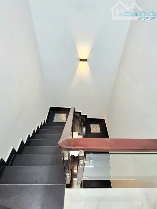 Bán nhà hẻm xe hơi Huỳnh Tấn Phát, Quận 7, Dt 4,37 x15m, 3 lầu. Giá 7,49 tỷ - 5