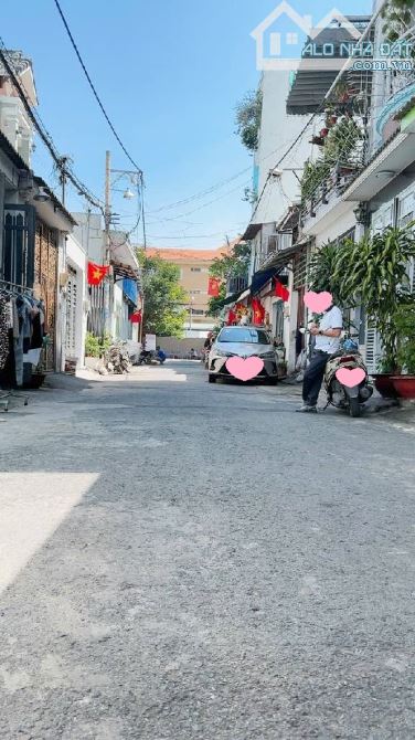Bán nhà 2 tầng 42m² (4x11), Hẻm xe tải Phạm Đăng Giảng, gần Aeon Tân Phú, chỉ hơn 4 tỷ - 5