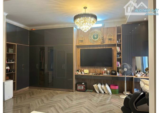 TÔI CẦN BÁN NHÀ ĐƯỜNG CMT8,QUẬN 3-GIÁ:5,39TỶ/67,2m2(4,2x16m).NHÀ ĐANG CHO THUÊ 23TRIỆU/TH - 5