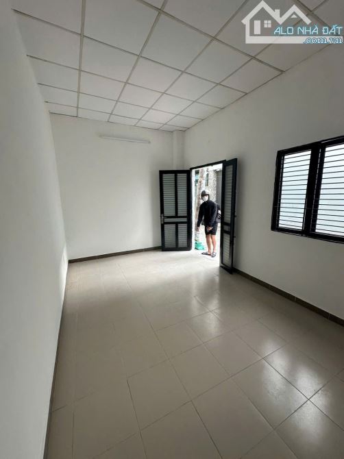 Cho Thuê Nhà Nguyên Căn Hẻm Xe Hơi Đường Thiên Hộ Dương - 5