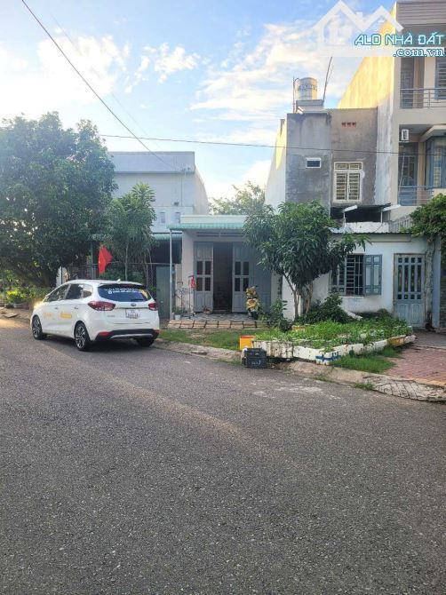 BÁN NHÀ 2 MẶT TIỀN MỚI TÁI ĐỊNH CƯ ĐỒI 2 - BÌNH GIÃ - PHƯỜNG 10 - VŨNG TÀU - GIÁ 4,85 TỶ - 5