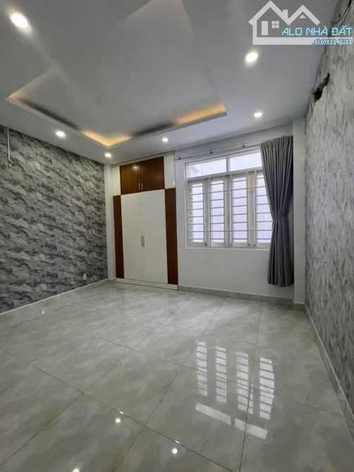 BÁN NHÀ MẶT TIỀN KINH DOANH CHO THUÊ 22tr/th TRẦN MINH QUYỀN - QUẬN 10 GIÁ 6tỷ490/ 70m2 - 5