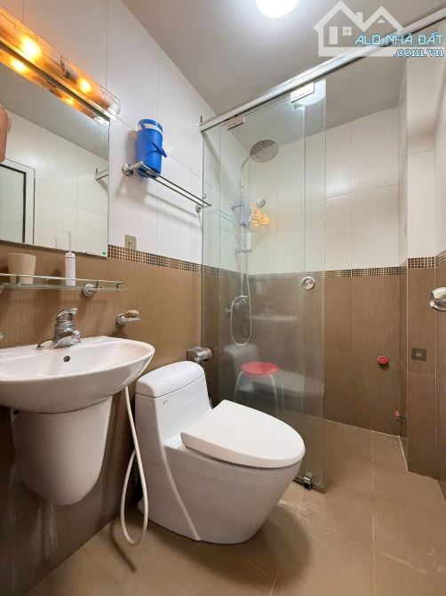 Lô Góc 3 Mặt Thoáng, Ô Tô Đỗ Cửa, Kinh Doanh Tốt, Ngõ Thông Trần Thái Tông,Vài Bước Ra Phố - 5