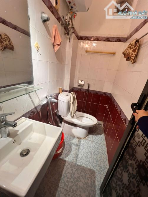 Cho thuê nhà kinh doanh,vp Láng Hạ, 50m2, 4 tầng, 5 ngủ, 17 triệu - 5
