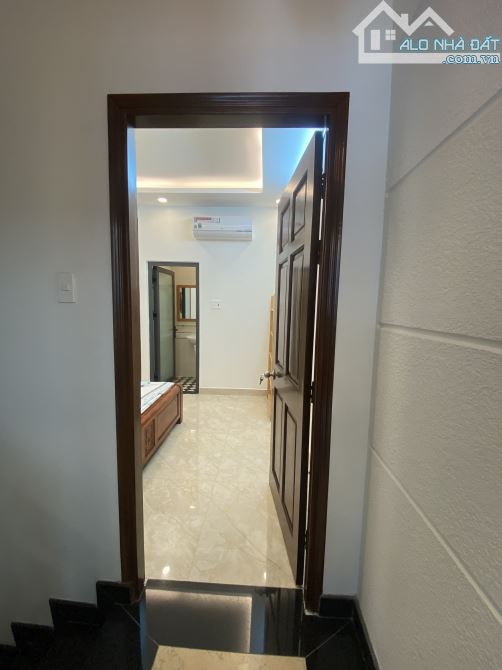 MẶT TIỀN THỐNG NHẤT - P10, DT : 4m x 20m ,3 LẦU , GIÁ : 13.5 TỶ TL - 5