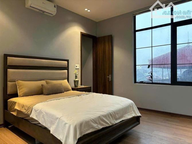 Bán nhà phố Hoàng Quốc Việt Nghĩa Tân, ô tô tránh, vỉa hè kinh doanh, 102m² giá 18 tỷ - 5