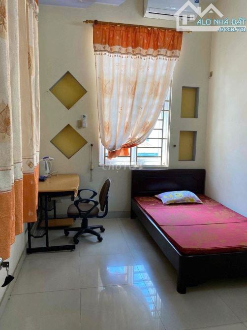 Cho thuê nhà, Nguyễn Ngọc Vũ, Đống Đa 80m2, full đồ 3 tầng, 4 ngủ, 25tr - 5