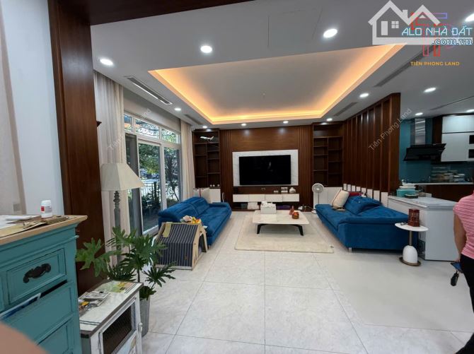 Cho thuê căn BT 270m2 - Full đồ sang trọng - nhận nhà được ngay - giá thương lượng - 5