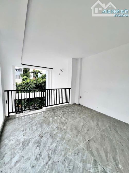 Bán nhà góc  6 tầng 4×15 có hầm gần vành đai trong khu tên lửa - 5