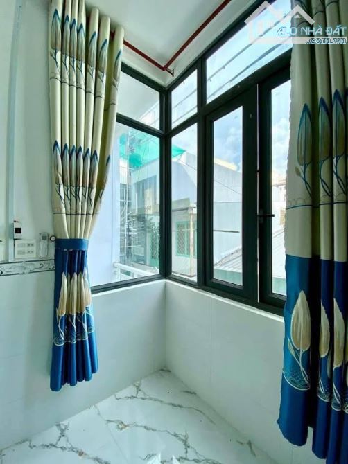 Nhà 1 Trệt 2 Lầu số 111/10 Châu Văn Liêm - 5