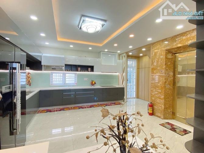 🕺BIỆT THỰ 4 TẦNG ĐƯỜNG THĂNG LONG - VIEW SÔNG CÓ HỒ BƠI - GỒM 7P NGỦ - 5