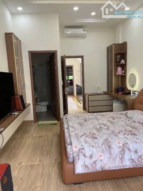 BÁN NHÀ MẶT TIỀN HUYỀN QUANG,3 TẦNG, 60M2, GIÁ 18,45 TỶ - 5