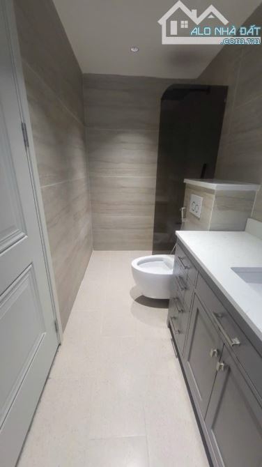 SIÊU ĐẸP TT1 VĂN PHÚ - 5 TẦNG - Ô TÔ - THANG MÁY - KINH DOANH - 90 M2 GIÁ 2x TỶ - 5